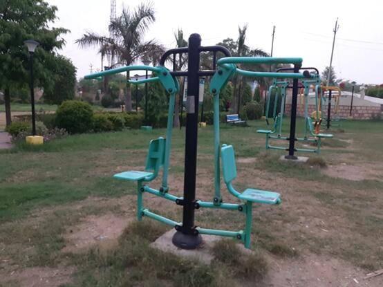 印度公園健身器材自行活動(dòng)引關(guān)注，警方解釋為運(yùn)動(dòng)器材自然運(yùn)作